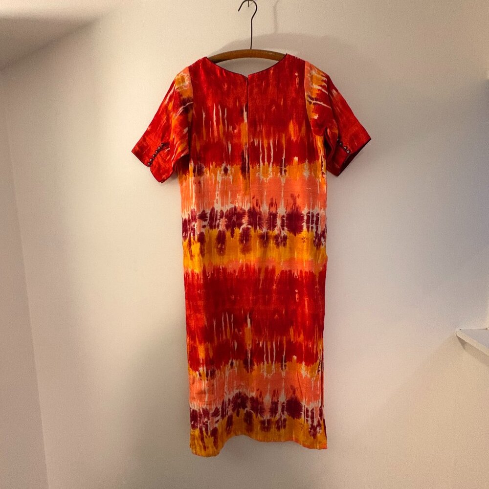 Vintage 60s-70s tie-dye patterned raw silk dress in vivid sunset colors - Picture 6 of 11